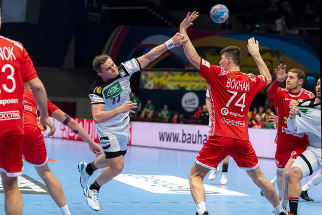 Handball, Men EM 2020, Main Round, Group 1, Belarus Germany David Schmidt Germany TVB Stuttgart , Viachaslau Bokhan Belarus Vienna Vienna Stadthalle Vienna Austria