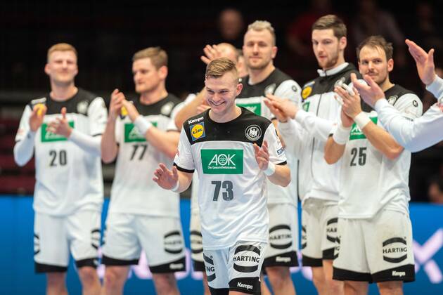 Handball Vienna 16 01 2020 European Championship EM Zwischenrunde hauptrunde Weißrussland BLR Germany GER Timo Kastening Germany, No 73 Players of the game Cheers