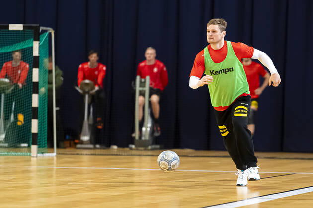 Handball, Men EM 2020, Main Round, Group 1, Media Day Training Germany David Schmidt Germany TVB Stuttgart with Football Vienna Stadthalle Vienna Austria