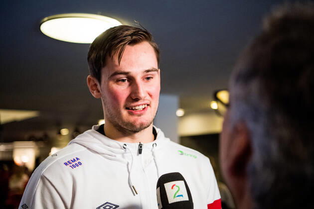200118 Magnus Abelvik Rod was interviewed by the media during a press meeting with Norway during the EHF European Handball Championship on January 18, 2020 in Malmö Photo Ludvig Thunman BILDBYRAN code LT 35709 bbeng ehf euro 2020 em 2020 european mens handball championship 2020 handball handball handball em 2020 handball handball em 2020 norway norway press meeting press meeting, Copyright: LUDVIGxTHUNMAN BB200118LT012