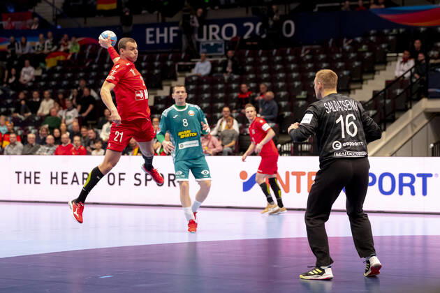 Tomas Cip No 21, Czech Republic vs. Viachaslau Saldatsenka No 16, Belarus Belarus vs. Czech Republic, Handball, Main Round, EHF Euro 2020, 18 01 20 Vienna Vienna Austria Copyright: xAgentur54Gradx xFelixxKoenigx