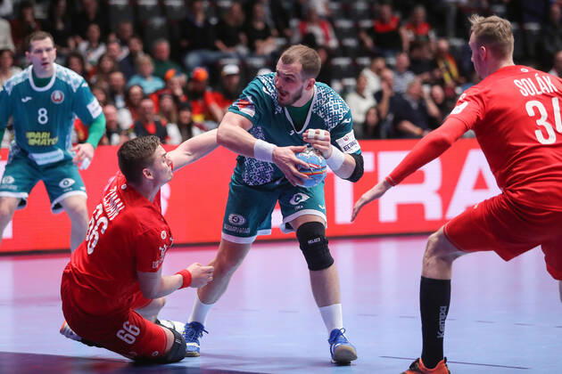 PXL_EURO 2020_Belarus vs Czech Republic 18.01.2020., Wiener Stadthalle, Vienna, Austria - Men s EHF EURO 2020, main round, group I ,match between Belarus and Czech Republic at Wiener Stadthalle.. Artsem Karalek, Stepan Zeman. LukaxStanzl PIXSELL