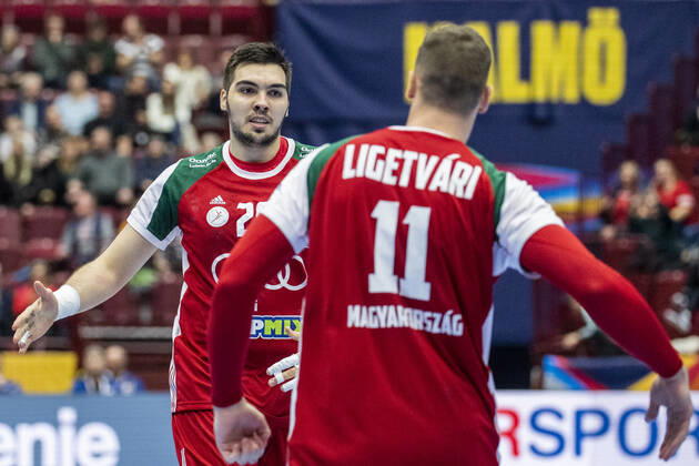 200119 Miklos Rostas and Patrik Ligetvari of Hungary celebrate during the EHF European Handball Championship match between Slovenia and Hungary on January 19, 2020 in Malmö Photo Ludvig Thunman BILDBYRAN code LT 35708 bbeng ehf euro 2020 em 2020 european mens handball championship 2020 handball handball handball em 2020 handball handball em 2020 Slovenia Slovenia Hungary Hungary celebration celebration,  Copyright: LUDVIGxTHUNMAN BB200119LT019