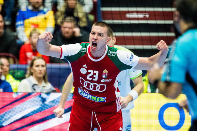 200119 Dominik Mathe of Hungary celebrates during the EHF European Handball Championship match between Slovenia and Hungary on January 19, 2020 in Malmö Photo Ludvig Thunman BILDBYRAN code LT 35712 bbeng ehf euro 2020 em 2020 european mens handball championship 2020 handball handball handballs em 2020 handball handball em 2020 slovenia slovakia hungary hungry celebration celebration,  Copyright: LUDVIGxTHUNMAN BB200119LT028