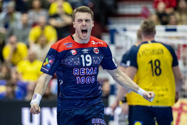 200119 Kristian Bjornsen of Norway celebrates during the EHF European Handball Championship match between Norway and Sweden on January 19, 2020 in Malmö Photo Ludvig Thunman BILDBYRAN code LT 35713 bbeng ehf euro 2020 em 2020 european mens handball championship 2020 handball handball handball e20 handball handball em 2020 sweden sweden norway norway jubilee celebration,  Copyright: LUDVIGxTHUNMAN BB200119LT060