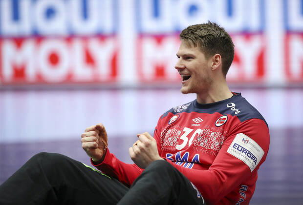Norway s goalkeeper Torbjorn Sittrup Bergerud celebrates after making a save during the Men s European Handball Championship main round Group 2 match between Slovenia and Hungary at Malmo Arena, Friday Jan 19, 2020 Photo Andreas Hillergren TT code 10600 Malmo Sweden HANDBALL x10600x,  Copyright: xAndreasxHillergren TTx EURO HANDBALL NORWAY-SWEDEN