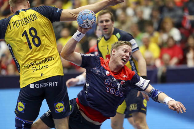 Norway s Magnus Gullerud C in action during the Men s European Handball Championship main round Group 2 match between Slovenia and Hungary at Malmo Arena, Friday Jan 19, 2020 Photo Andreas Hillergren TT code 10600 Malmo Sweden HANDBALL x10600x,  Copyright: xAndreasxHillergren TTx EURO HANDBALL NORWAY-SWEDEN