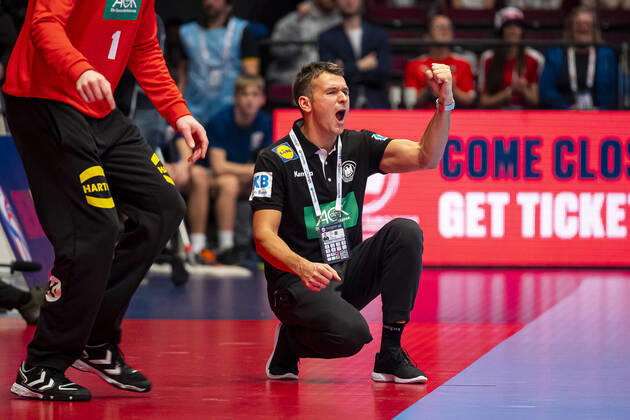 Handball, Men EM 2020, Main Round, Group 1, Austria Germany Coach Christian Prokop Germany Cheers Joy Emotion Vienna Stadthalle Vienna Austria