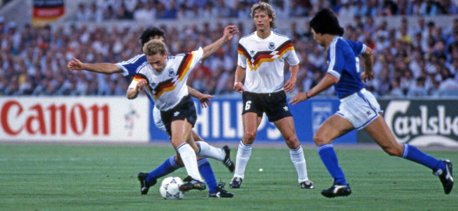 Germany Argentina Italy, Rome, 08 07 1990, Football, FIFA World Cup 1990 in Italy, Final, DFB Germany Argentina 1 0 v l Thomas Häßler, Guido Buchwald both Germany