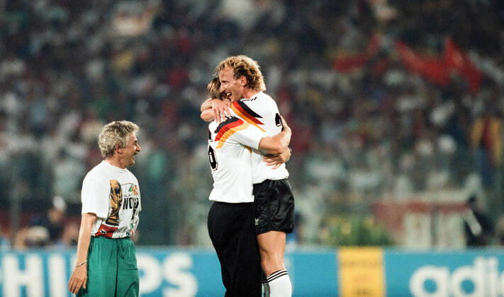 Germany Argentina Italy, Rome, 08 07 1990, Football, FIFA World Cup 1990 in Italy, Final, DFB Germany Argentina 1 0 v l Paul Steiner, Andreas Brehme both Germany