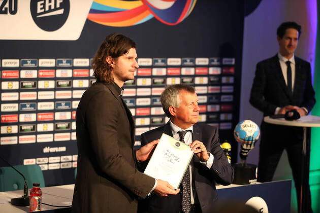 Laszlo Nagy (Hongrie), Michael Wiederer (President EHF) HANDBALL : conference presse - ehf euro 2020 - finale - 25 01 2020 BertrandDelhomme Panoramic 