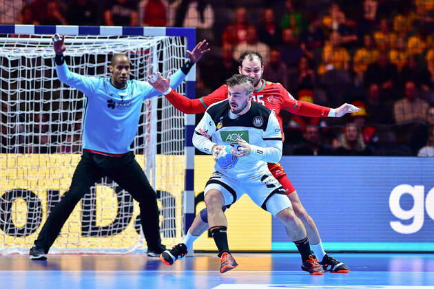 European Handball Championship Match for Rank 5, 25 01 2020, Germany Portugal, Tele2 Arena, Stockholm Jannik Kohlbacher Germany, 48 Daymaro Salina Portugal, 15 Circle Runners Action Duel Attack Defence, 25 01 2020, Stockholm Sweden, Handball, EM 2020, Match for Rank 5, Germany Portugal xshx