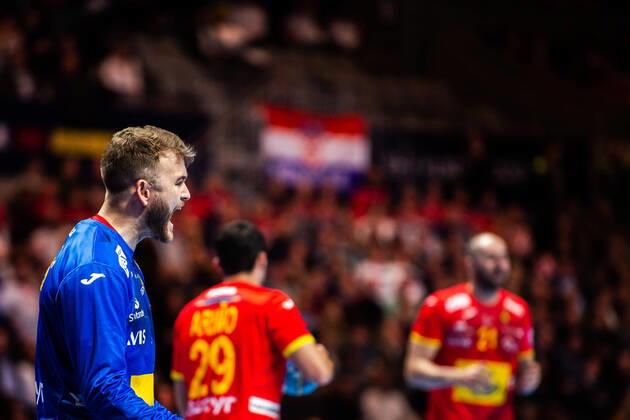 200126 Goalkeeper Gonzalo Perez de Vargas Moreno of Spain celebrates during the EHF European Handball Championship final between Spain and Croatia on January 26, 2020 in Stockholm,  Copyright: JESPERxZERMAN BB200126JZ044
