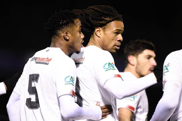 Joie des joueurs de l equipe du LOSC apres le but de Loic Remy ( 9 - LOSC ) - Bocat Eric Junior ( 35 - LOSC ) - FOOTBALL : SAS Epinal vs Lille OSC - Coupe de France - Epinal - 29 01 2020 FedericoPestellini Panoramic 