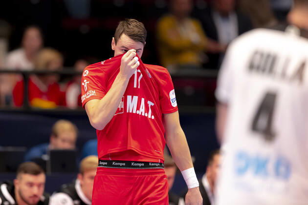 Stanislav Kasparek Nr 17, Czech Republic is depressed disappointed disappointed Czech Republic vs. Germany, Handball, main round, EHF Euro 2020, 22 01 20 Vienna Vienna Austria Copyright: xAgentur54Gradx xFelixxKoenigx