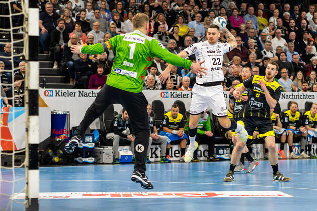 THW Kiel against TVB 1898 Stuttgart on 16 2 2020 Ole Rahmel 22, THW Kiel, AU , THW Kiel against TVB 1898 Stuttgart in the LIQUI MOLY Handball Bundesliga on 25 matchday, in the Sparkassen Arena Kiel on 16 2 2020 Copyright: xBEAUTIFULxSPORTS Angenendtx