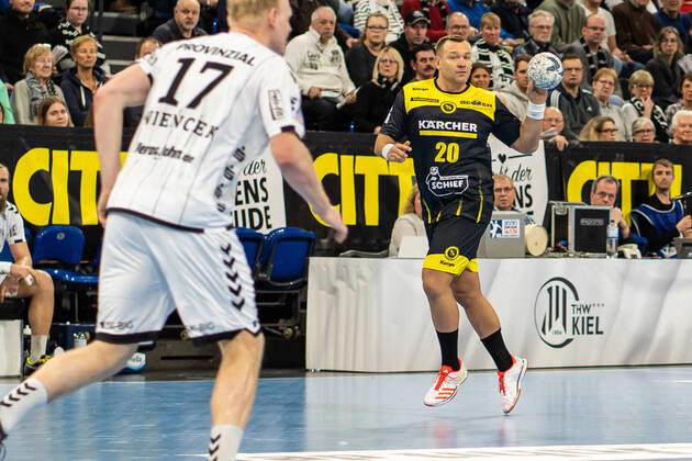 THW Kiel against TVB 1898 Stuttgart on 16 2 2020 Christian Zeitz 20, TVB 1898 Stuttgart, AU , THW Kiel against TVB 1898 Stuttgart in the LIQUI MOLY Handball Bundesliga on 25 matchday, in the Sparkassen Arena Kiel on 16 2 2020 Copyright: xBEAUTIFULxSPORTS Angenendtx