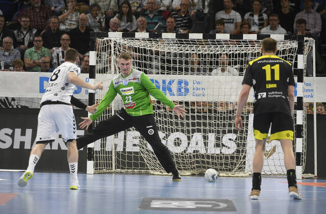 Niclas Ekberg THW Kiel, 18 ahead of Ole Rahmel THW Kiel, 22 , Handball Bundesliga, Liqui Moly HBL, Men, 23 Matchday, THW Kiel vs TVB Stuttgart, 16 02 20 Kiel Sparkassen Arena Schleswig Holstein Germany