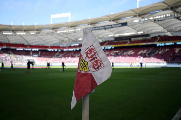 VfB Stuttgart SSV Jahn Regensburg Germany, Stuttgart, 22 02 2020, football, 2 Bundesliga, season 2019 2020, VfB Stuttgart SSV Jahn Regensburg VfB Stuttgart corner flag, DFL DFB REGULATIONS PROHIBIT ANY USE OF PHOTOGRAPHS AS IMAGE SEQUENCES AND OR QUASI VIDEO