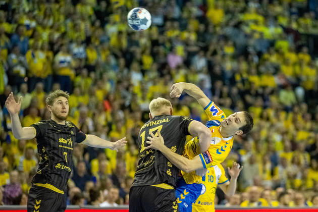 Kielce, 29.02.2020 PILKA RECZNA MEZCZYZN LIGA MISTRZOW MECZ PGE VIVE KIELCE - THW KIEL HANDBALL MAN , CHAMPIONS LEAUGUE , PGE VIVE KIELCE - THW KIEL NZ IGOR KARACIC FOT. Pawel Janczyk 400mm.pl NEWSPIX.PL --- Newspix.pl  200229JAN113
