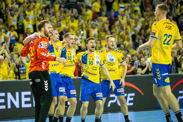 Kielce, 29.02.2020 PILKA RECZNA MEZCZYZN LIGA MISTRZOW MECZ PGE VIVE KIELCE - THW KIEL HANDBALL MAN , CHAMPIONS LEAUGUE , PGE VIVE KIELCE - THW KIEL NZ KRZYSZTOF LIJEWSKI , IGOR KARACIC . ARCIOM KARALEK , RADOSC , ANDREAS WOLFF , MATEUSZ JACHLEWSKI FOT. Pawel Janczyk 400mm.pl NEWSPIX.PL --- Newspix.pl  200229JAN225