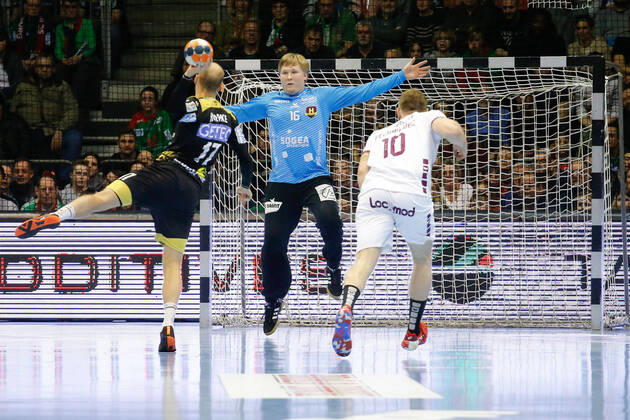 01 03 2020, xgox, Handball EHF Cup, SC Magdeburg HBC Nantes emspor, v l Tim Hornke Magdeburg, 17 throws goal, scorers, scored goal, scores the goal Seven-meter GETEC Arena