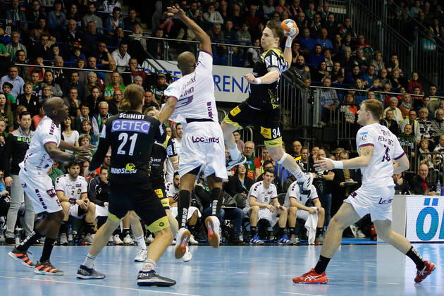 01 03 2020, xgox, Handball EHF Cup, SC Magdeburg HBC Nantes emspor, f l Michael Damgaard Magdeburg, 34 throws goal, scorers, scored goal, scores the goal GETEC Arena