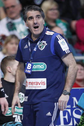 08 03 2020, TUI Arena, Hanover, league match, 1 Bundesliga, TSV Hanover Burgdorf vs Frisch Auf Goeppingen, in the picture Carlos Ortega coach, Han Burgdorf TSV Hanover Burgdorf vs Frisch Auf Goeppingen