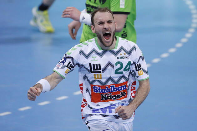 08 03 2020, TUI Arena, Hannover, League game, 1 Bundesliga, TSV Hannover Burgdorf vs Frisch Auf Goeppingen, in the picture Marcel Schiller 24, Goeppingen cheers after his goal TSV Hannover Burgdorf vs Frisch Auf Goeppingen