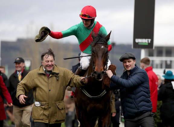 Bilder des Jahres 2020, Sport 03 März Sport Themen der Woche KW11 Sport Bilder des Tages 2020 Cheltenham Festival, Prestbury Park, Cheltenham, England 10 3 2020 Ultima Handicap Chase Brendan Powell celebrates winning onboard The Conditional Brendan Powell celebrates winning onboard The Conditional 10 3 2020  Copyright: x INPHO DanxSheridanx DAN19021