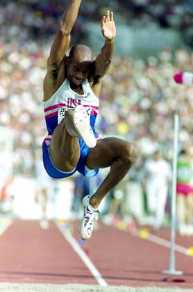 930819 Athletics, World Athletics Championships Gold medalist Mike Powell of USA during long jump at The World Athletics Championships on August 19, 1993 in Stuttgart, Germany BILDBYRAN,  Copyright: BILDBYRAN 930819087