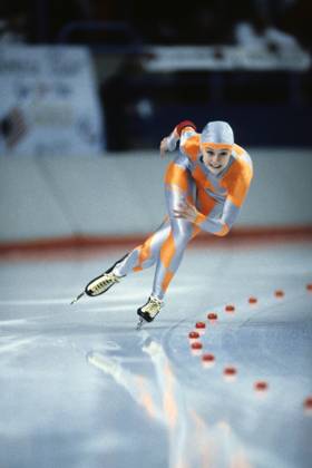 Speedskating Bonnie Blair USA gold medal winner in the 500m at the 1988 Olympic Winter games, Winterspiele,Spiele, Summer games Copyright: xStevenxExSutton DUOMO PCNx SS0102 002311
