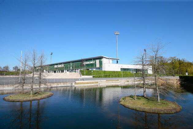 22 04 2020, xtgx, Consequences of the Corona Virus in Wolfsburg, AOK Stadium of VfL Wolfsburg Both the Regionalliga Nord, in which VfLs U23 team plays, and the Flyeralarm Frauen Bundesliga are currently taking a break from Wolfsburg
