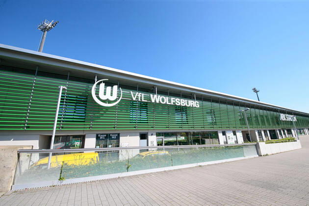 22 04 2020, xtgx, Consequences of the Corona Virus in Wolfsburg, AOK Stadium of VfL Wolfsburg Both the Regionalliga Nord, in which VfLs U23 team plays, and the Flyeralarm Frauen Bundesliga are currently taking a break from Wolfsburg