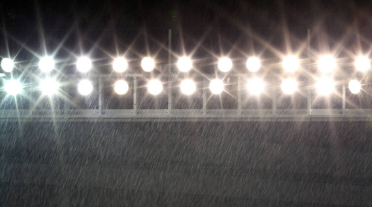 VfB Stuttgart Eintracht Braunschweig Germany, Stuttgart, 16 12 2015, Football, DFB Pokal, Season 2015 2016, Round of 16, VfB Stuttgart Eintracht Braunschweig 3 2 n V Floodlight in the rain