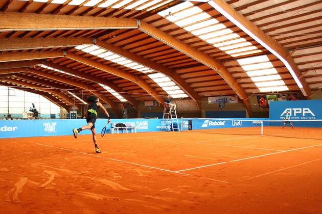 Ghostly atmosphere at the game of Dustin Brown left against Florian Broska The event in Hoehr Grenzhausen takes place without spectators Tennis Exhibition Series in Hoehr Grenzhausen Tennis Exhibition Series in Hoehr Grenzhausen Hoehr Grenzhausen Copyright: xWeissx Eibner-Pressefotox EP_rws