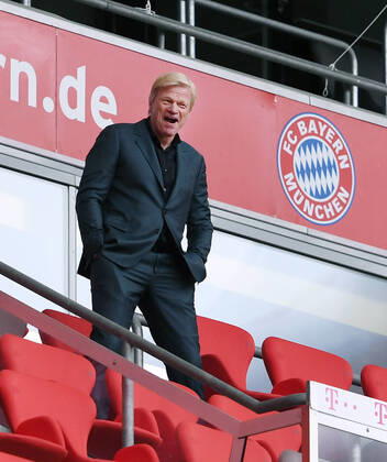 Football 1 Bundesliga Season 19 20 FC Bayern Muenchen SC Freiburg Football 1 Bundesliga Season 2019 2020 33 Matchday 20 06 2020 FC Bayern Muenchen SC Freiburg Member of the Board Oliver Kahn FC Bayern Muenchen on the stands PHOTO Markus Ulmer Press Photo Ulmer Pool Only for journalistic use Only for editorial use No commercial usage Freiburg Baden Wuerttemberg Germany Poolfoto Ulmer Pool ,EDITORIAL USE ONLY