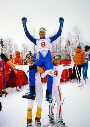 Slalom Mens Olymic Games 1980 in Lake Placid Ingemar Stenmark wins his second gold medal in Lake Placid at the 1980 Olympics, Andreas Wenzel and Hans Enn lift him onto their shoulders Lake Placid New York U S A White Face Mountain