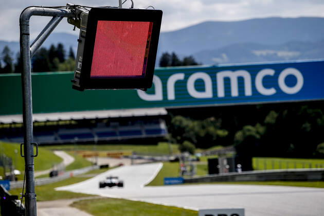 Motorsports: FIA Formula One World Championship, WM, Weltmeisterschaft 2020, Grand Prix of Austria, Red signal, red light Spielberg Austria