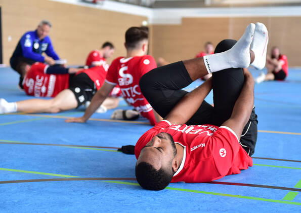 09 07 2020 Handball Season 2020 2021 Training start HC Erlangen HCE OGo Daniel Mosindi 23, HC Erlangen HCE