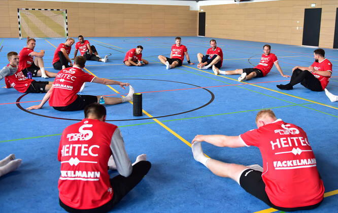 09 07 2020 Handball Season 2020 2021 Training start HC Erlangen HCE OGo Team Team stretching
