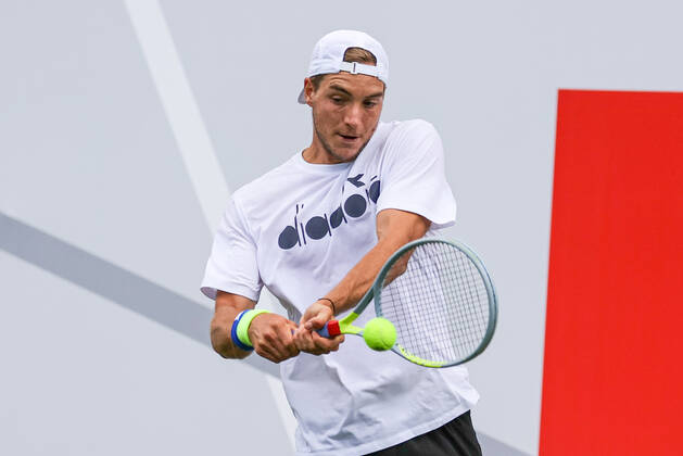 Jan Lennard Struff GER , bett1ACES, Berlin, LTTC Red White Steffi Graf Stadium, 11 07 2020,
