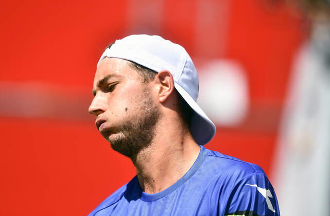 Jan Lennard Struff GER disappoints Bett1ACES tennis tournament tennis tournament, tennis tournament, ladies and gentlemen on LTTC Tot Weiss facility at Steffi Graf Stadium Berlin, 13 7 2020