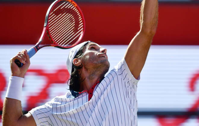 Tommy Haas GER , serving Tommy Hass GER vs Jannik Sinner Bett1ACES tennis tournament tennis tournament, tennis tournament, ladies and gentlemen on LTTC Tot Weiss facility at Steffi Graf Stadium Berlin, 13 7 2020