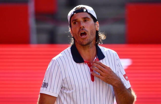 Tommy Haas GER disappoints Tommy Hass GER vs Jannik Sinner ITA Bett1ACES tennis tournament tennis tournament, tennis tournament, ladies and gentlemen on LTTC Tot Weiss facility at Steffi Graf Stadium Berlin, 13 7 2020