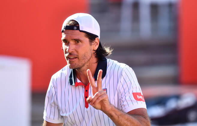 Tommy Haas GER cheers Tommy Hass GER vs Jannik Sinner ITA Bett1ACES tennis tournament tennis tournament, tennis tournament, ladies and gentlemen on LTTC Tot Weiss facility at Steffi Graf Stadium Berlin, 13 7 2020