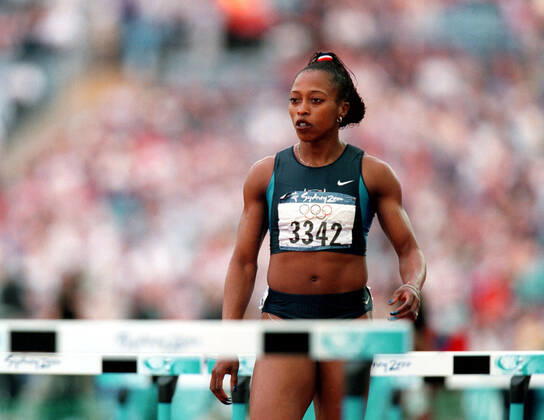 000927 Summer Olympics 2000, Athletics: Gail Devers of USA during womens 100 m hurdles at The Summer Olympic Games, Olympische Spiele, Olympia, OS on September 27, 2000 in Sydney, Australia. BILDBYRAN  Copyright: BJORNxLINDGREN BB000927BB046