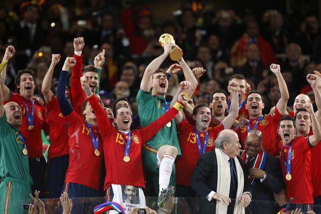 Iker Casillas Lifts The World Cup For Spain Netherlands V Spain Netherlands V Spain, FIFA World Cup, WM, Weltmeisterschaft, Fussball Final Soccer City, Johannesburg, South Africa 11 July 2010 2010 FIFA WORLD CUP FINAL SOUTH AFRICA SOCCER CITY, JOHANNESBURG, 11 07 2010 Iker Casillas Lifts The World Cup For Spain Netherlands V Spain Netherlands V Spain, Fifa World Cup Final Soccer City, Johannesburg, South Africa 11 July 2010 2010 FIFA WORLD CUP FINAL SOUTH AFRICA SOCCER CITY, JOHANNESBURG, 11 07 2010 IKER CASILLAS LIFTS THE WORLD CUP FOR SPAIN NETHERLANDS V SPAIN 2010 FIFA WORLD CUP FINAL SOUTH AFRICA SOCCER CITY, JOHANNESBURG, 11 07 2010 Copyright: Allstar RichardxSelle 12807548