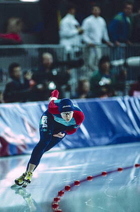 Speed skating, Eisschnelllauf Bonnie Blair Bonnie Blair (USA) at the 1994 Olympic Winter games, Winterspiele,Spiele, Summer games Lillehammer Hamar Olympic Hall Norway Copyright: xStevenxExxSutton DUOMO PCNx SS0102_092758
