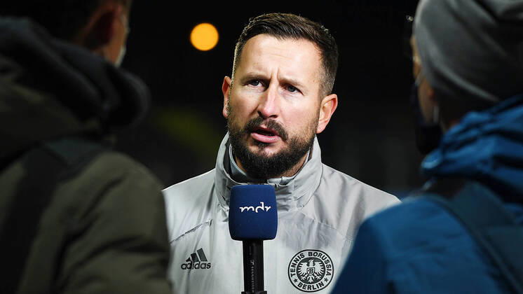 Football Regionalliga Nordost, Season 2020 2021, 10 matchday, 1 FC Lokomotive Leipzig vs. Tennis Borussia Berlin 16 10 2020 Markus Zschiesche Coach TeBe Berlin in an interview with MDR after the match Lok Leipzig vs. TeBe Berlin 16 10 2020 Leipzig Sachsen Germany Bruno Plache Stadion